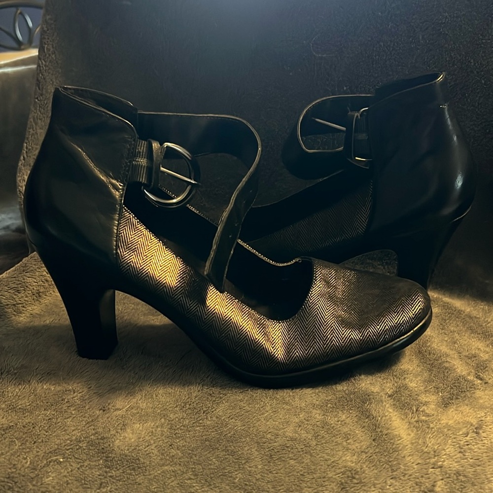 Aerosols heelrest dress shoes